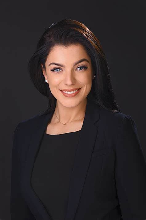 Lewis Susan - Co-Founder | PhD in Artificial Intelligence | AI Developer
